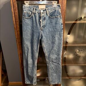 Everlane 90s Cheeky Jean